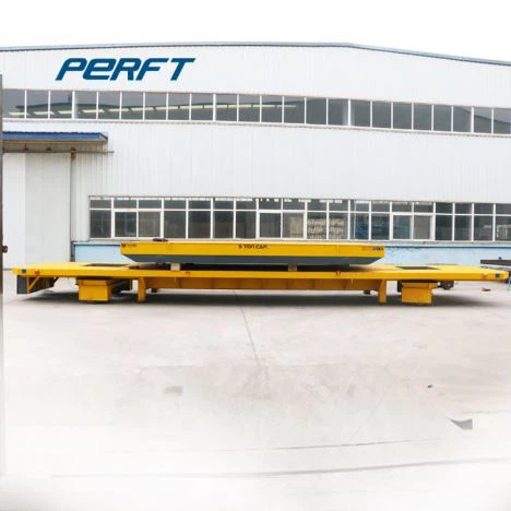 Vehicle de transferència de bateries